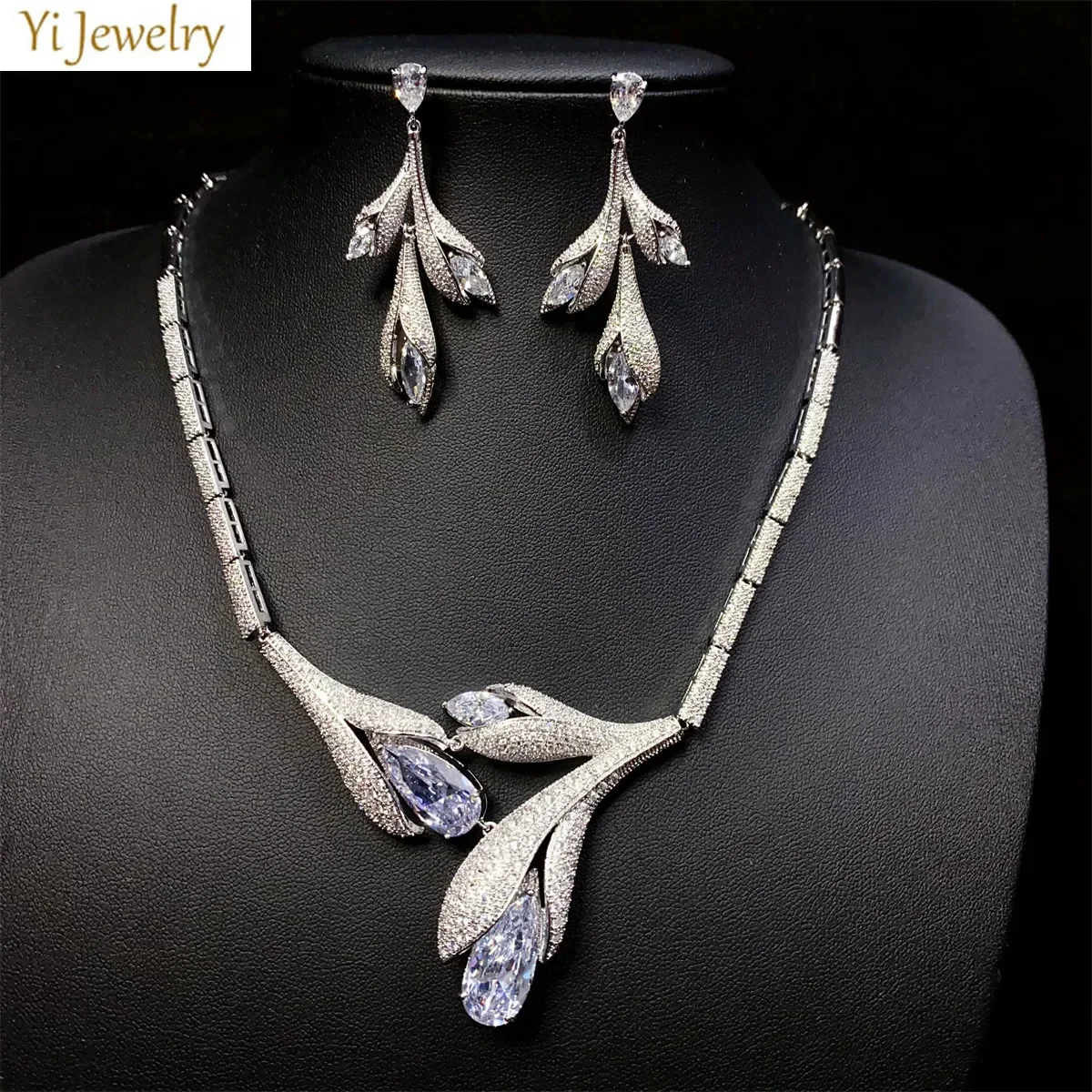 

Wedding Jewelry Sets Bride Bridesmaid Necklace Earrings Flower Tulip Jewelry Red Green Blue Shiny Zircon Gown Accessories