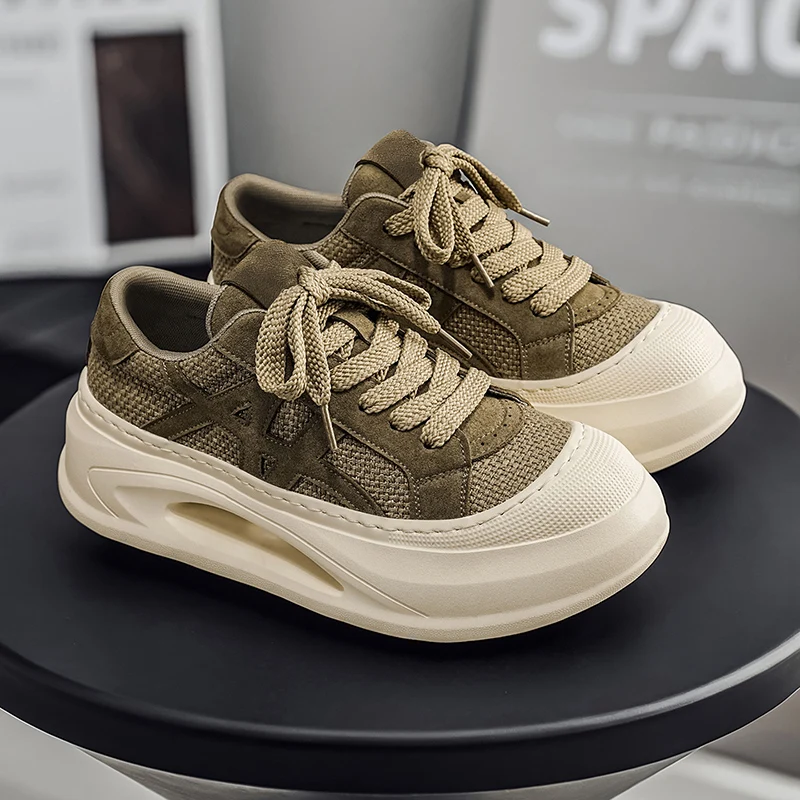 2026 new comfortable and fashionable casual trend new bread shoes thick soled comfortable versatile casual men's shoes