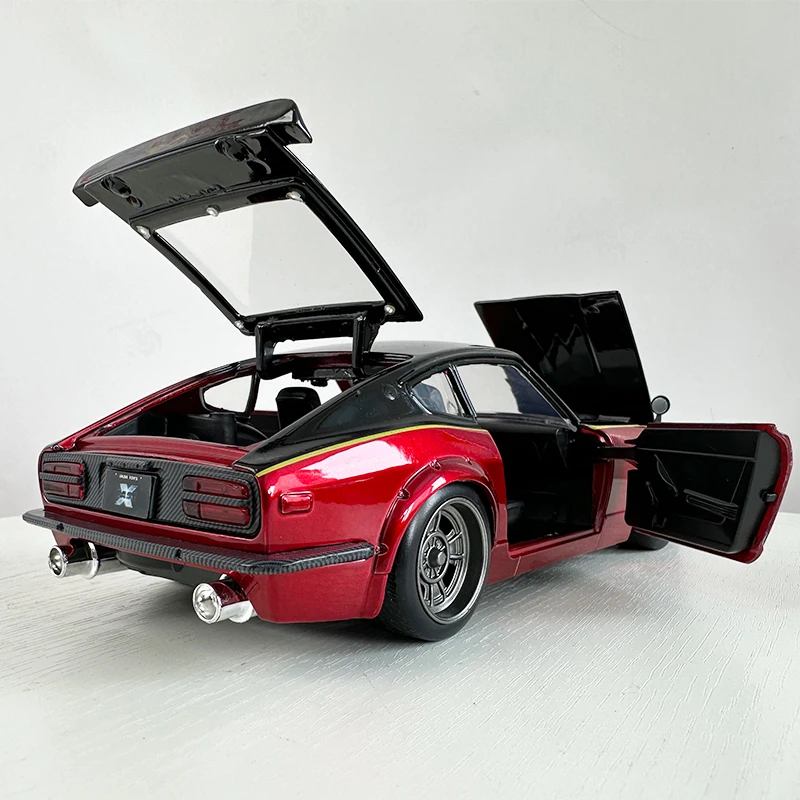 JADA 1:24 분노의 질주 1972 다츠운 240Z 다이캐스트 모델 - 광택 레드와 블랙 악센트 JD34916