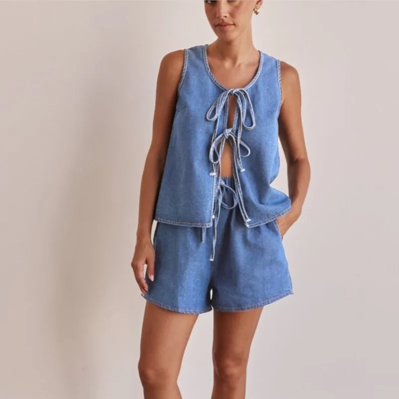 

Summer Blue Loose Lace Up Denim 2 Piece Sets Women Outfit Sleeveless Hollow Out Tank Top And High Waist Shorts Set Daily Outfit