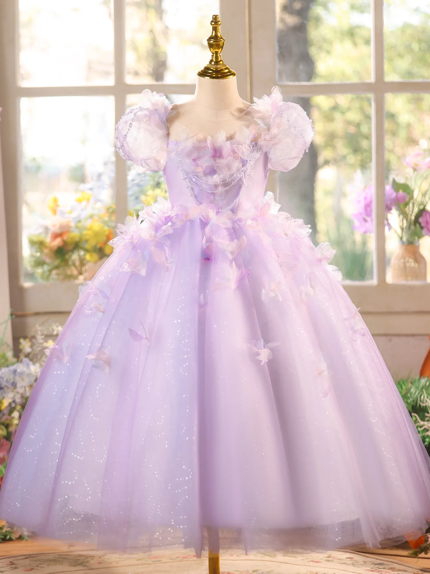 Custom Flower Girl Dress for Wedding First Christmas Party with Puff Sleeves 3D Floral Appliques and Sparkly Tulle Ball Gown