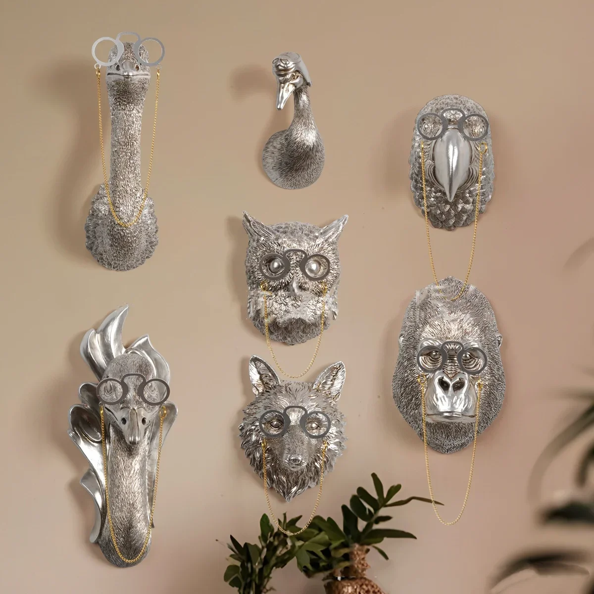 Creative Golden Animal Head Wall Hanging Resin Handicraft Eyeglass Owl Parrot Pendant Cartoon Ostrich Background Wall Decoration