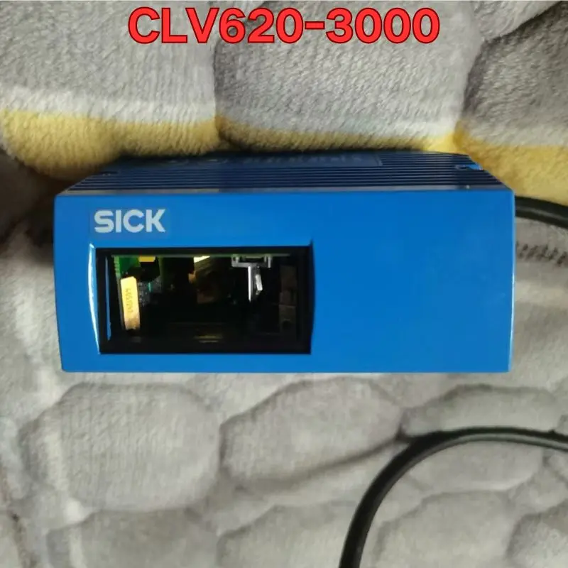 

Бывший в употреблении функциональный тест сканера кода CLV630-0000 — это нормальное предложение в листопаде 2025 г.