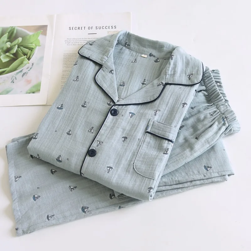 طقم بيجامة رجالي من القطن 100% بأكمام طويلة يسمح بالتهوية ملابس نوم بأزرار سفلية مع ملابس منزلية ناعمة مطبوعة بحري