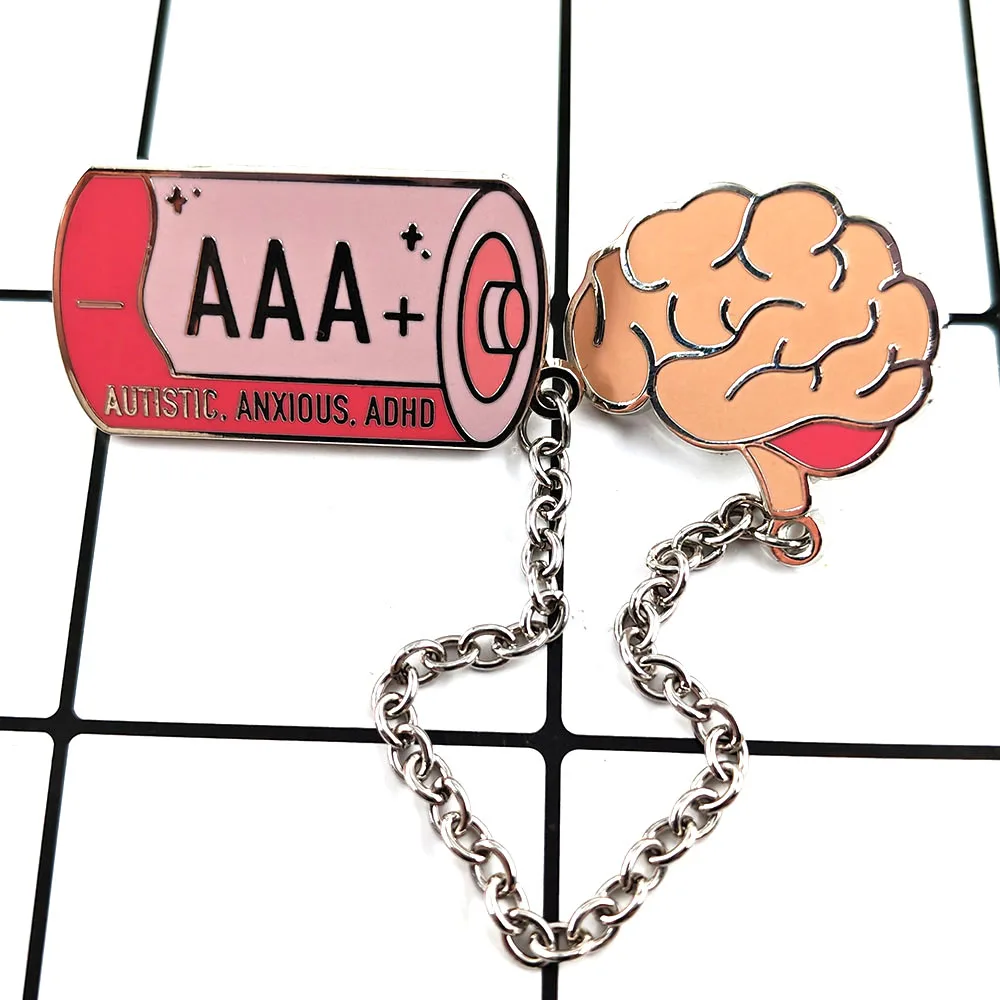 Broche Autisme Batterie AAA, Épinglette Cerveau Rose Neurodiversité, Épinglette en Métal Cerveau Batterie, Accessoires Logo Bien-être Public, Cadeau