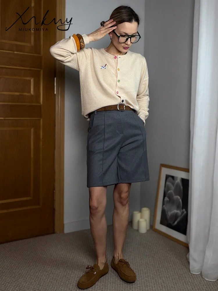 MiuKoMiYa Woolen Straight Shorts For Women Thick Warm Office Wear Ladies Black Wool Bermuda Shorts Women Winter Cropped Pants