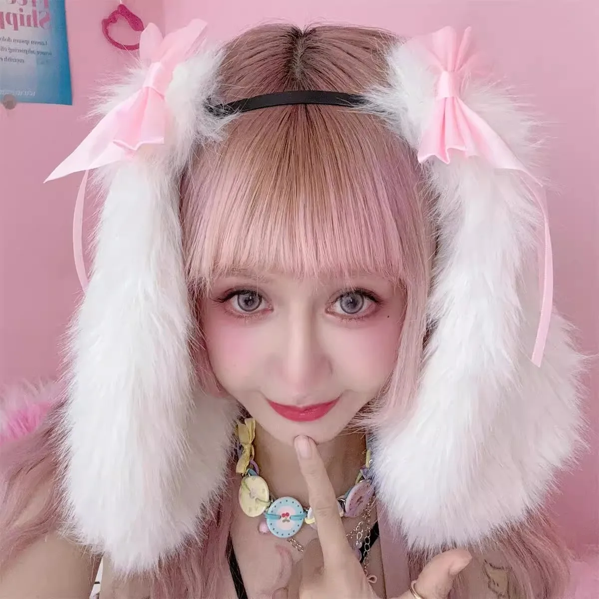 日本の巨大な毛皮のようなウサギの耳カチューシャバタフライマシンロリータ原宿サブカルチャーかぶと Y2K かわいい女の子コスプレ頭飾り