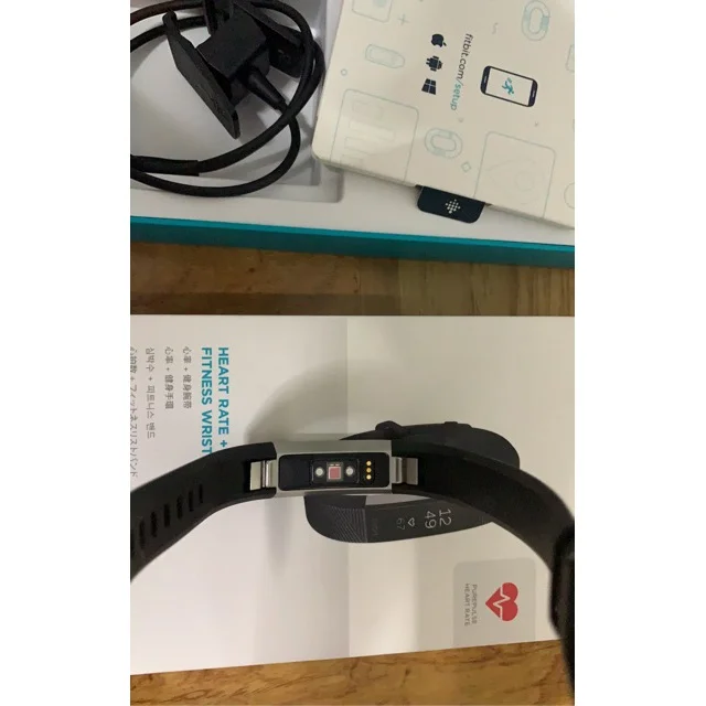 【Hot Stock】 Fitbit Alta HR Smart Wristband Fitness Tracker(Large/Small)