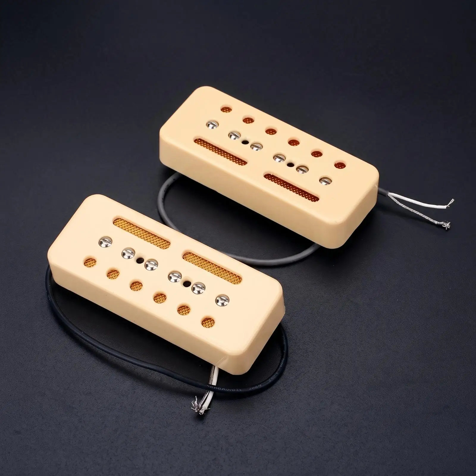 Electric Guitar Pickup with Vintage Look and Sound for Regular Playing and Consistent Output
