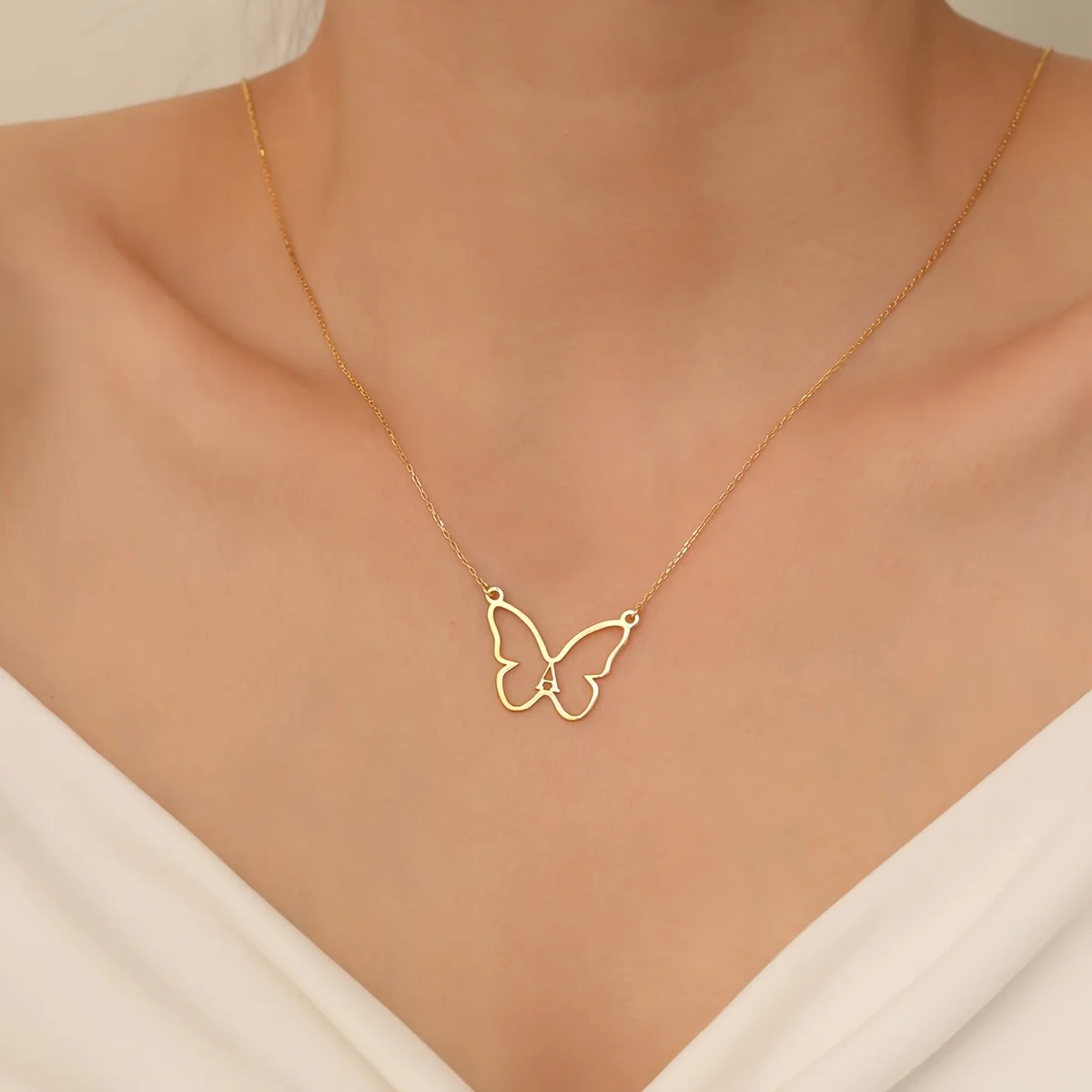 

Customizable Butterfly Initial Pendant Necklace, Adjustable 304L Stainless Steel Chain, Golden-Toned Elegant Jewelry for Women