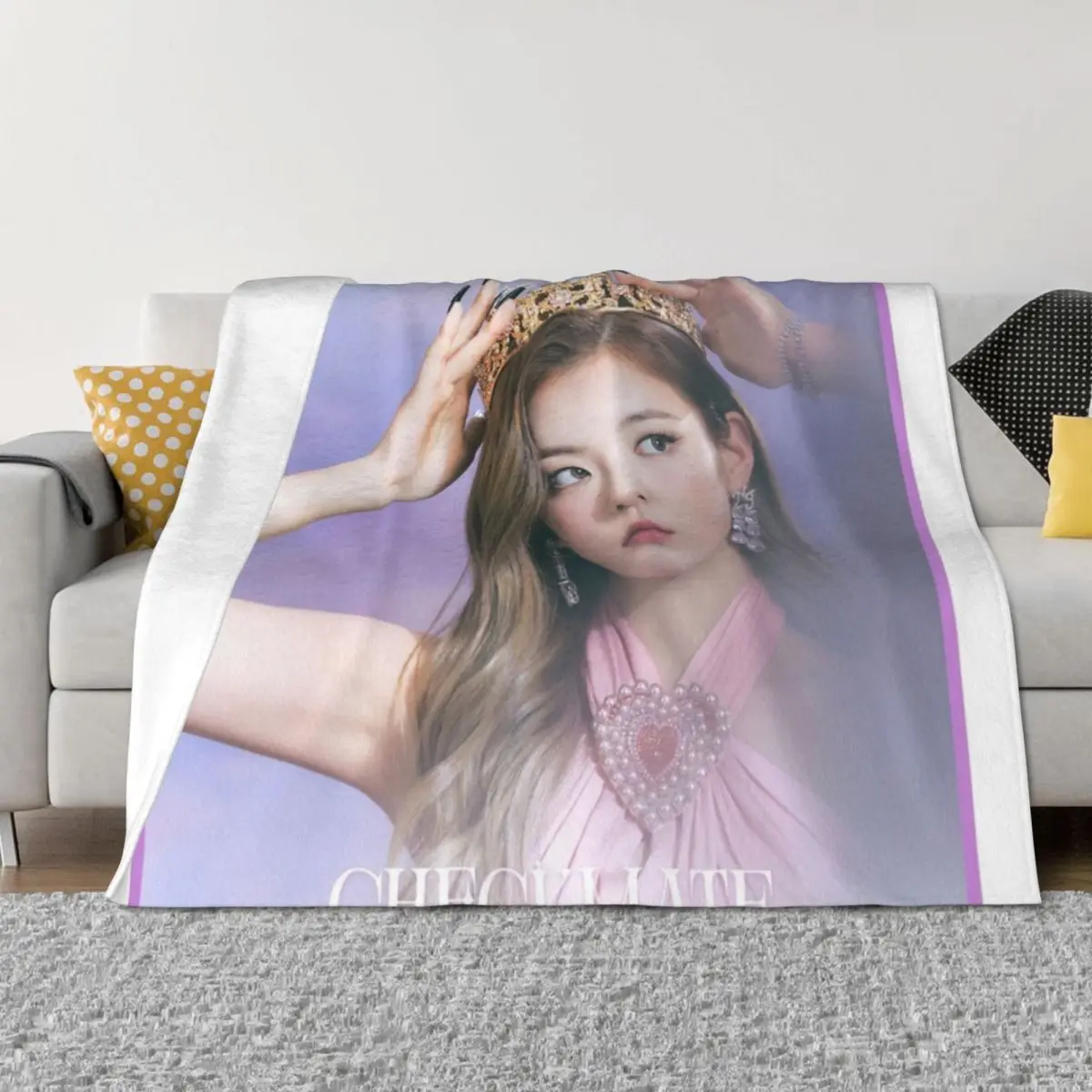 ITZY LIA Checkmate Throw Blanket Quilt Loose Large Beach Blankets