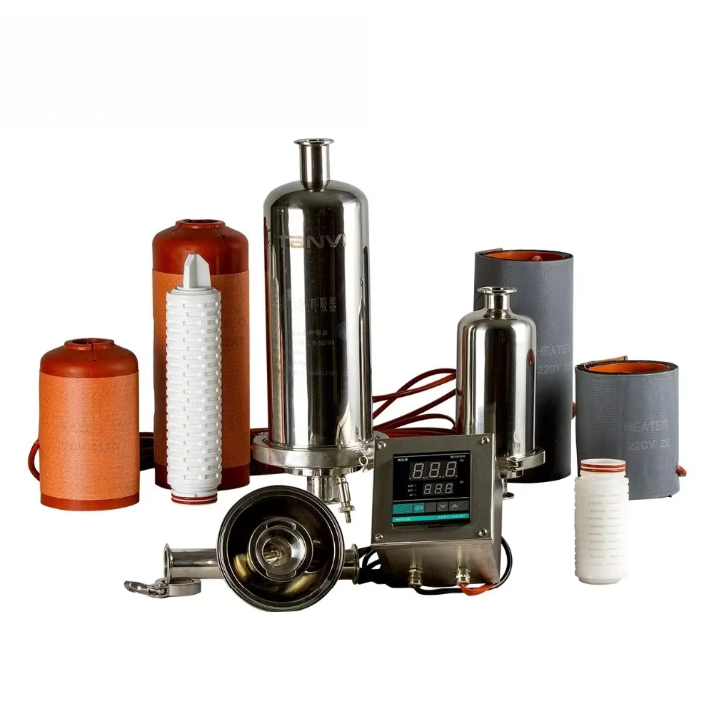 Filter housing heater and vent heater cover