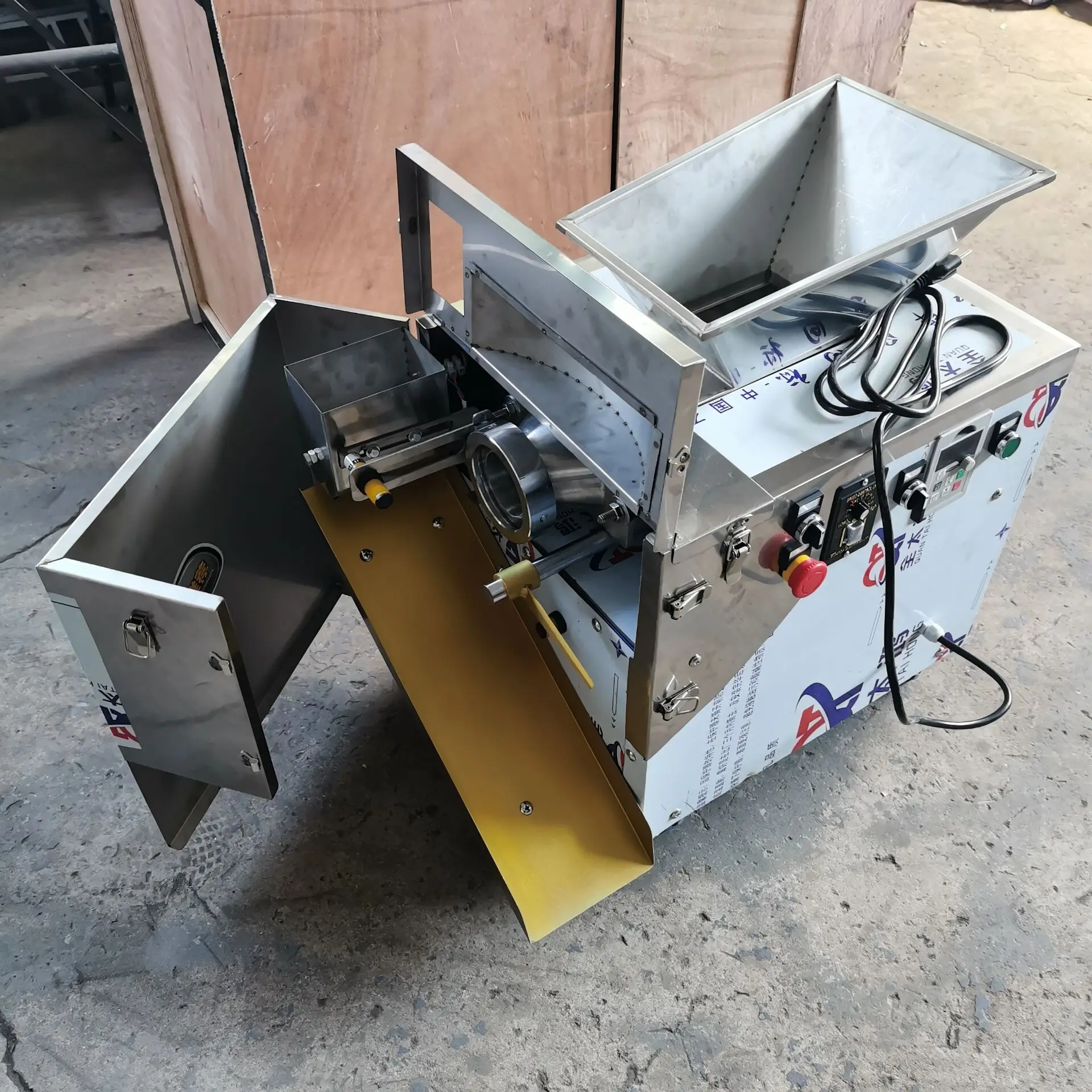 

Электрическая машина для нарезки теста, многофункциональная коммерческая машина для нарезки теста для пиццы, пельменей и хлеба