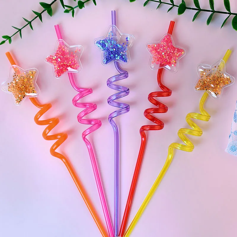 Lot de 8 pailles en forme d'étoile, parfaites pour les réunions de famille, les fêtes d'anniversaire, les fêtes à thème et les célébrations de vacances.