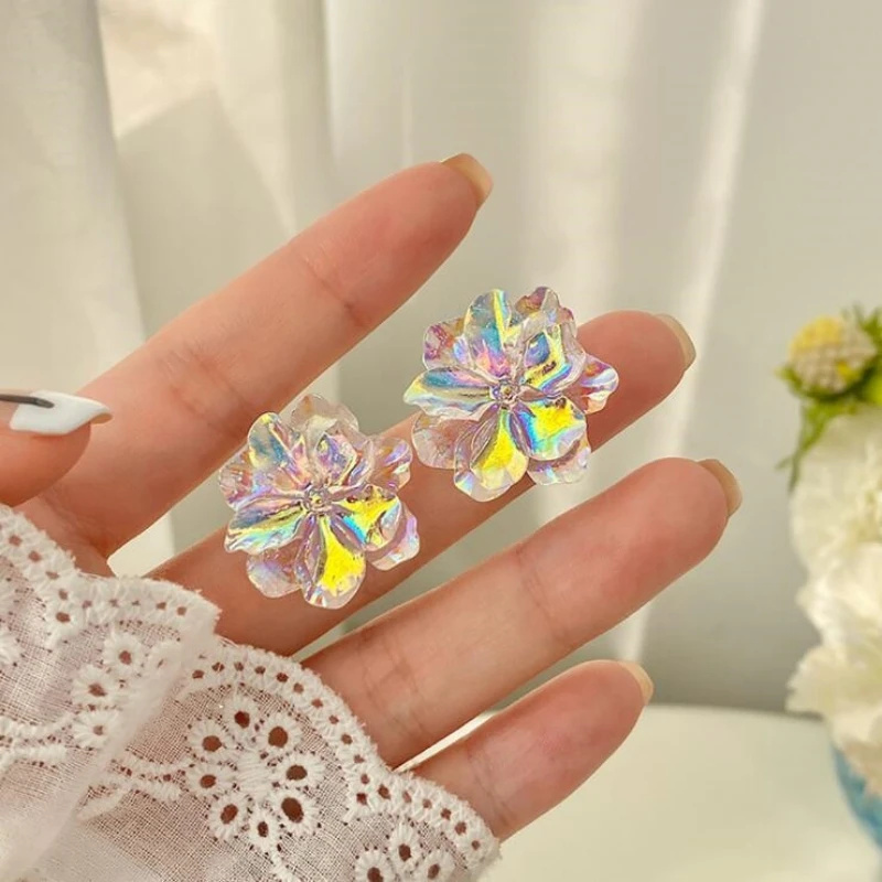 Korean Fantasy Camellia Resin Colorful Flower Stud Earring for Women Temperament Simple Cute Design Jewelry Accessory Brincos