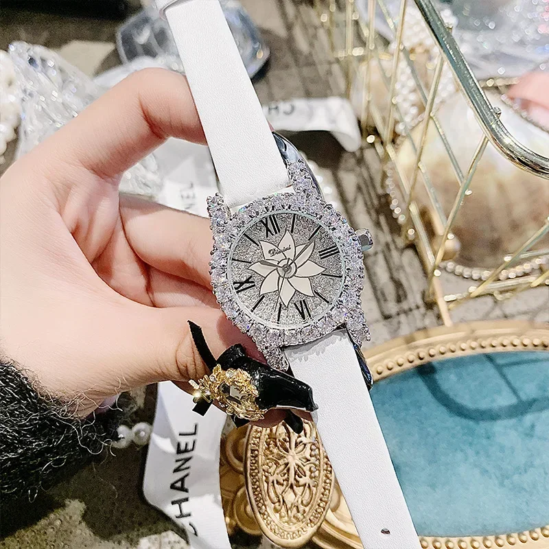 ساعة نسائية ماسية ، مصمم علامة تجارية على الموضة للسيدات ، ساعات فاخرة ، موضة ، 2022