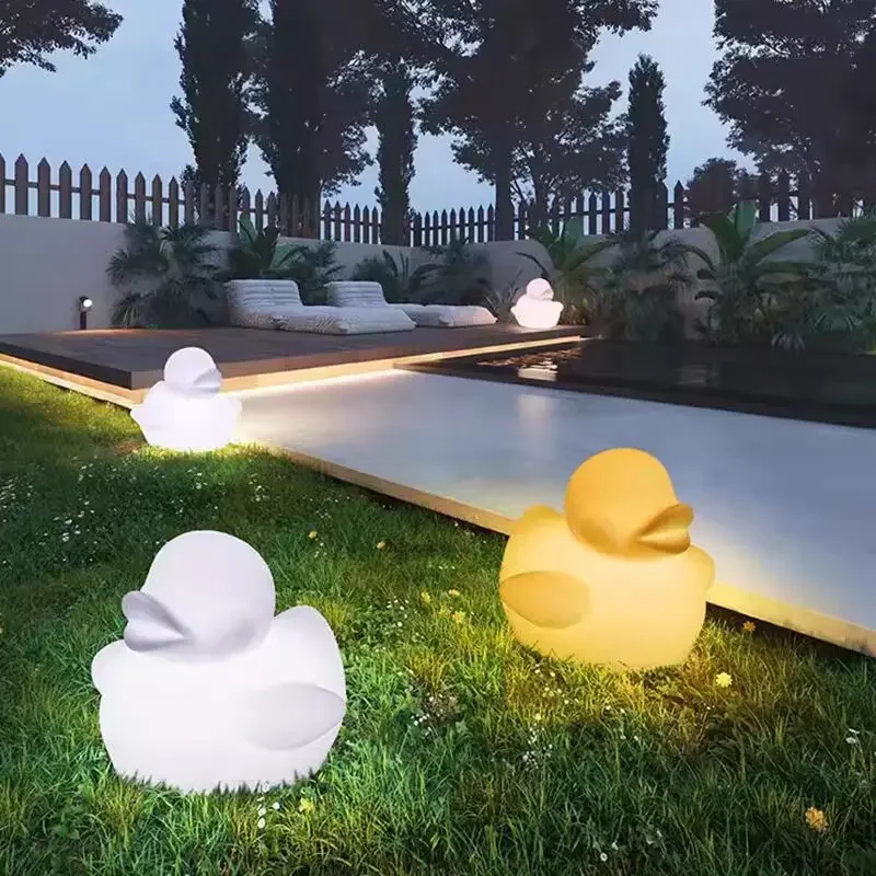 Outdoor Rechargeable Luminous Ducks Night Light RGB Color Changing Glowing Duck Floating Bath Light Swimming Pool Light for Home