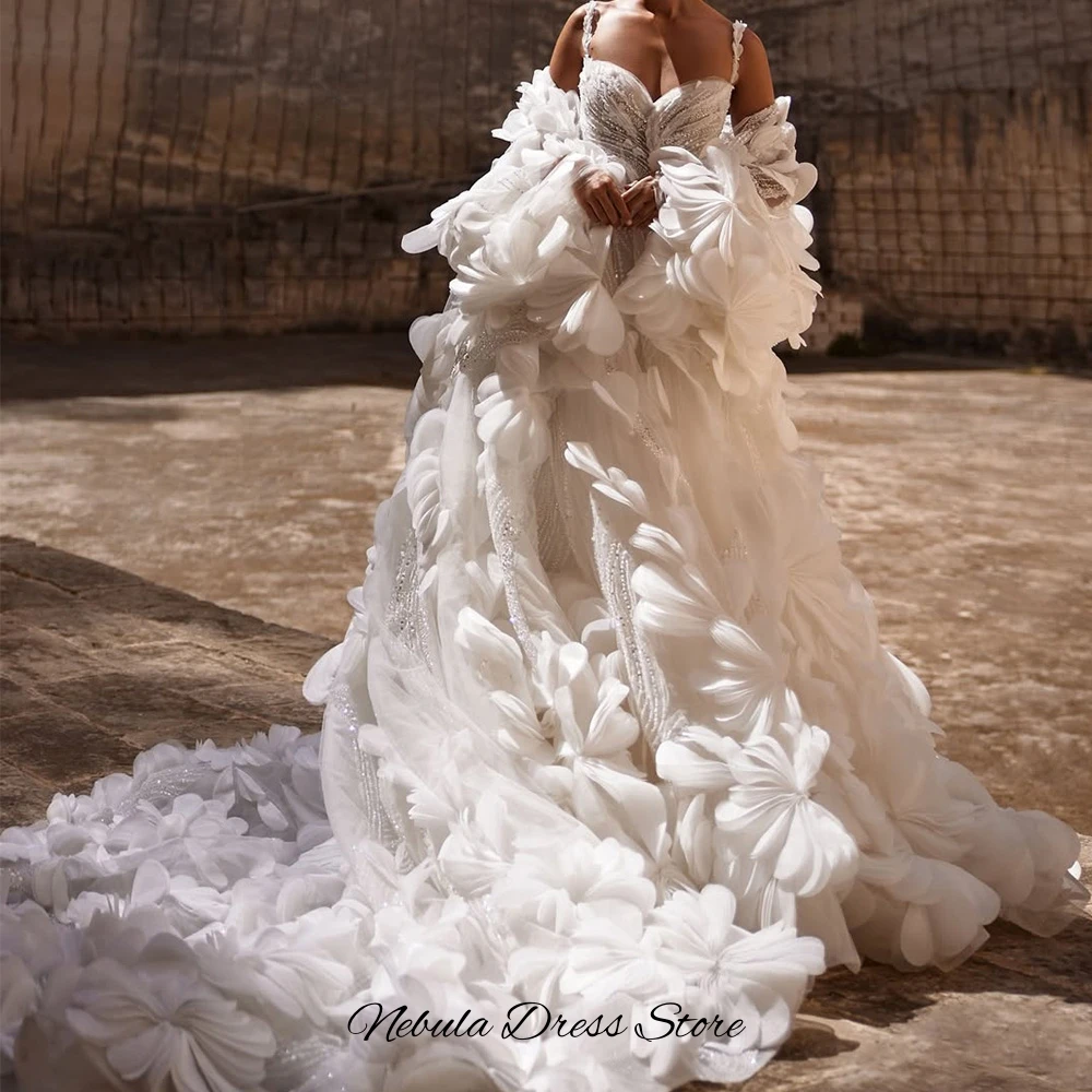 Vestido De Novia personalizado con flores hechas a mano, vestidos De Novia modernos sin mangas con escote en forma De corazón, Vestido De Novia romántico con cuentas