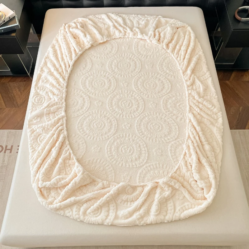 قبعة سرير من صوف التفتان من الدرجة الأولى لعام 2025، أغطية مرتبة سميكة ودافئة على شكل زهرة للخريف والشتاء مع مفرش سرير قابل للتمدد