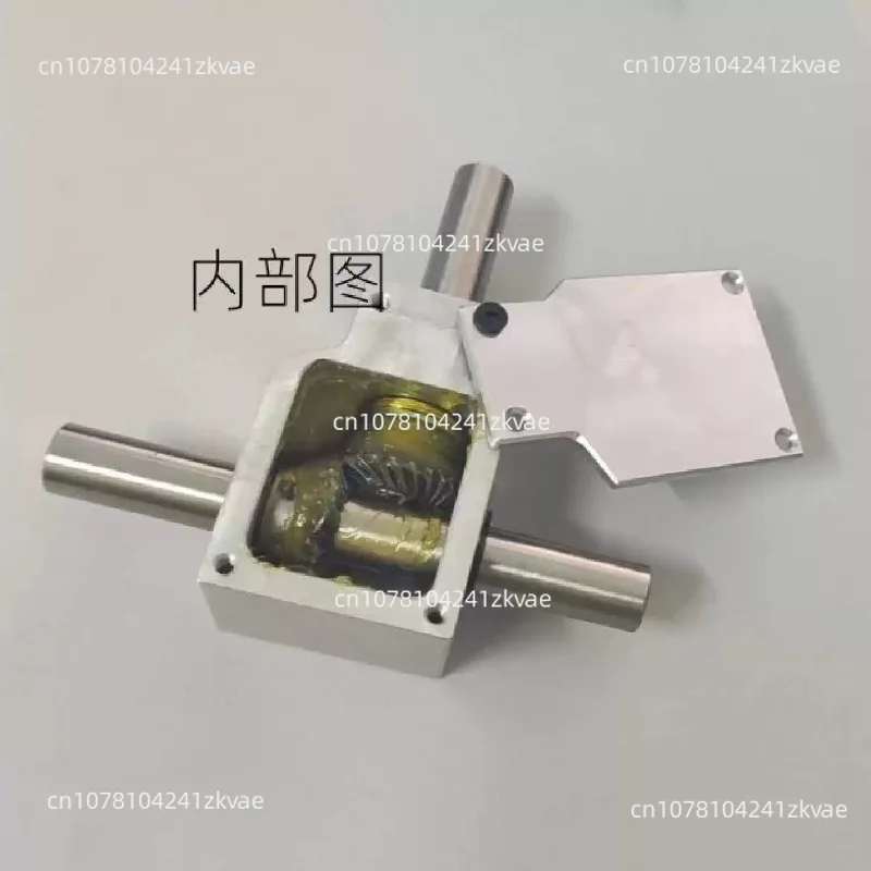90 Degree Commutator Right Angle Transmission Reversing Helical Bevel Gearbox Reduction Ratio 1:1 Double Output Shaft 12MM
