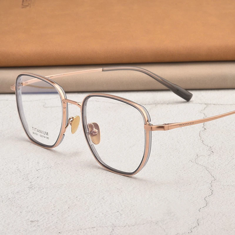 High Quality Ultralight Pure Titanium Glasses Frame for Men and Women Fashionable Retro Eyeglasses Optical Prescription Eyewear