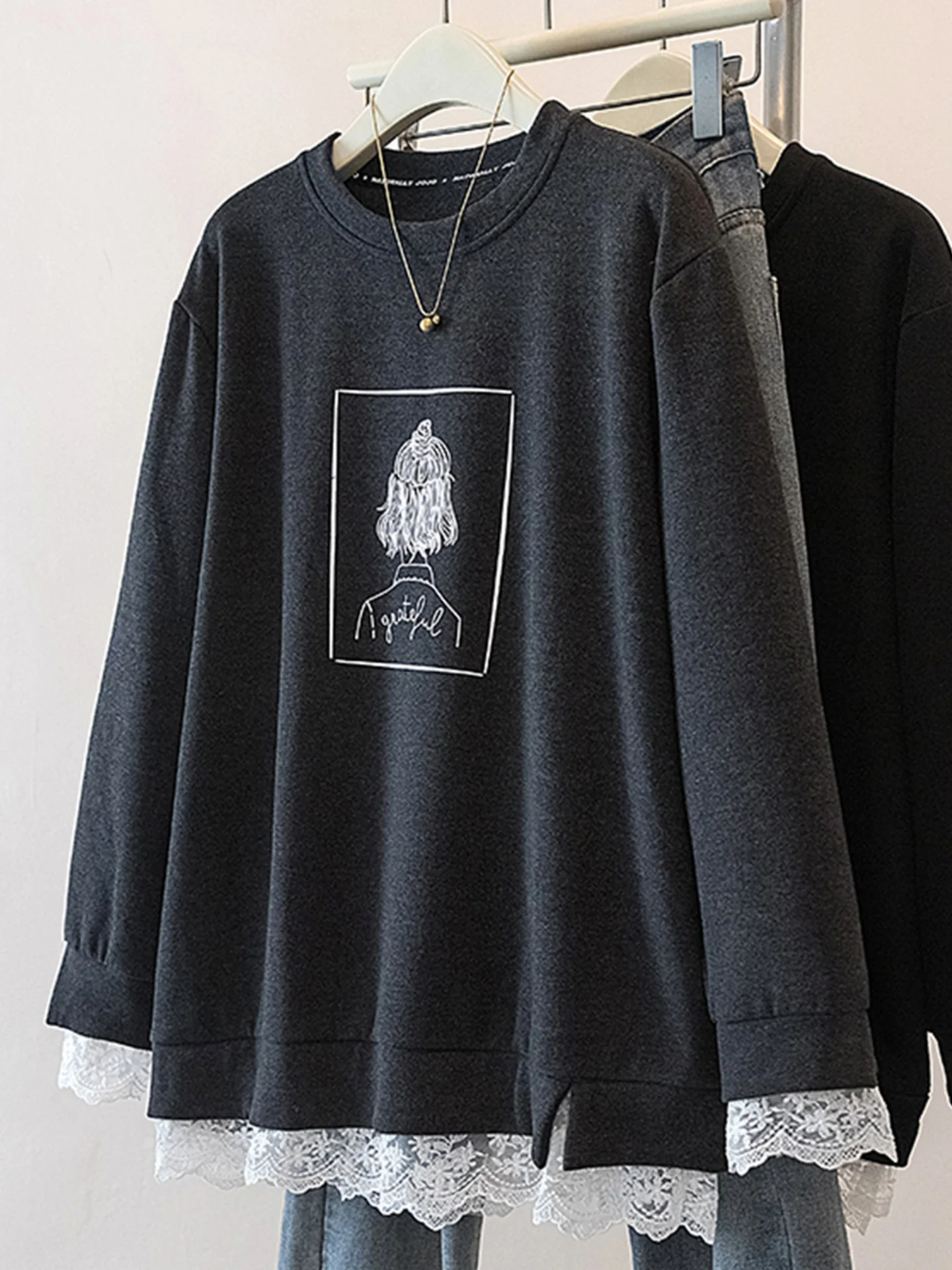 

Женская толстовка с длинными рукавами и кружевным подолом, пэчворк, осенне-зимняя, больших размеров, уникальный базовый топ, удобный свободный крой, круглый вырез