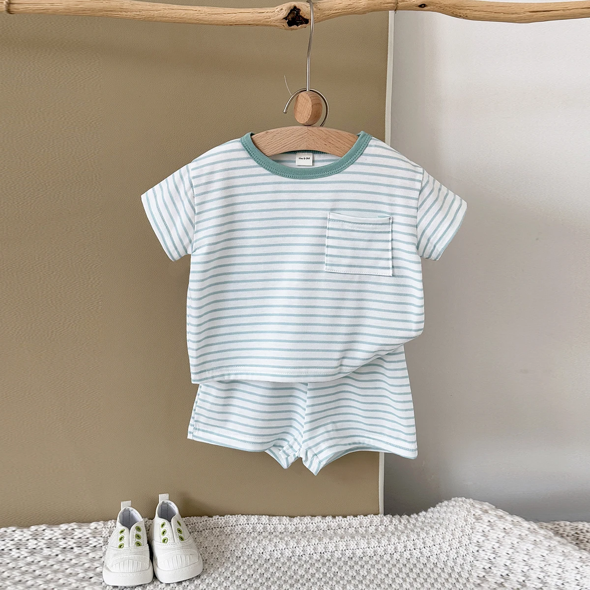 Summer Baby New Set Blue White Stripes Simple Comfortable Short Sleeves+Loose Sports Beach Shorts Boys Girls Clothing
