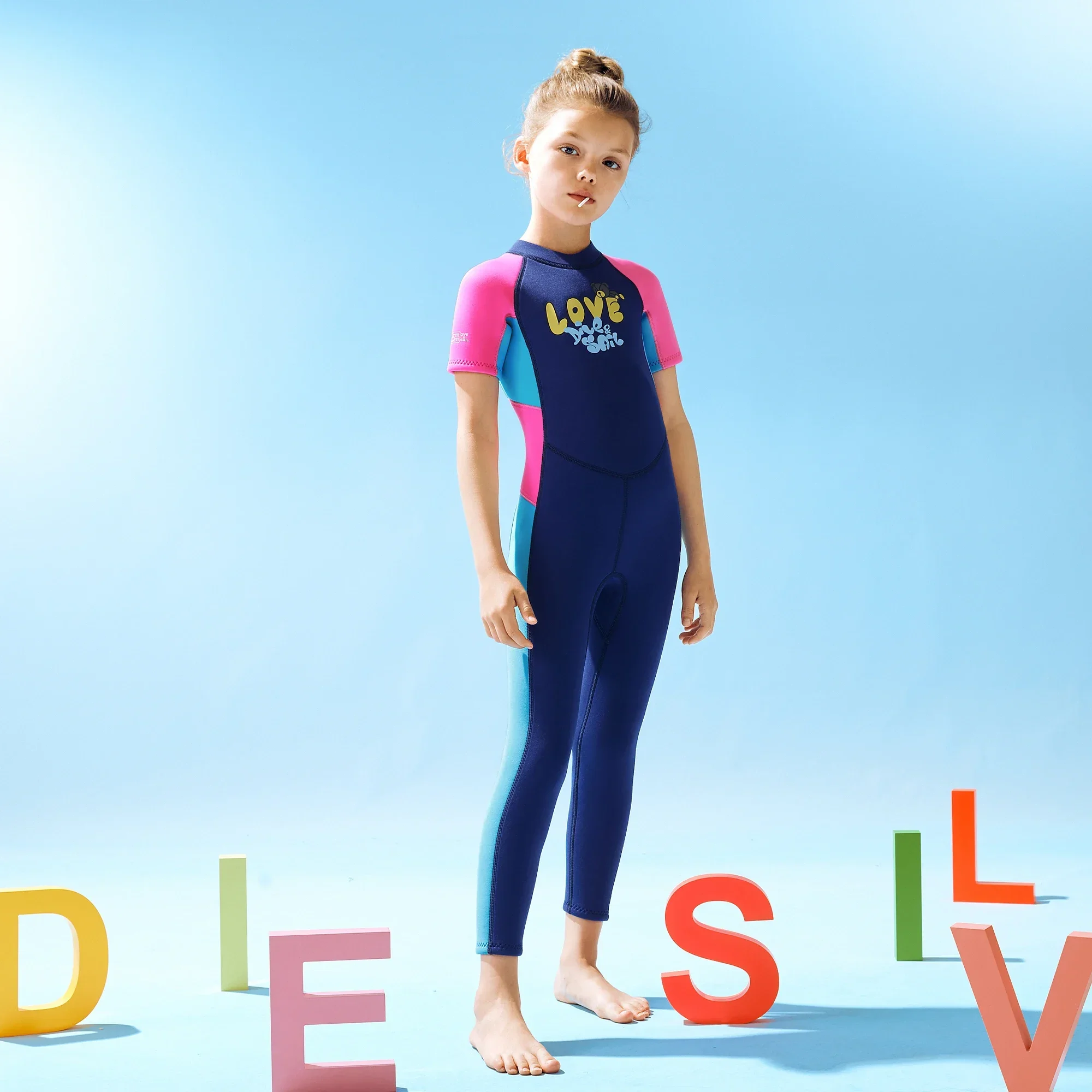 

Full Neoprene Wetsuit for Kids Girls 2.5mm Thermal Diving Suit Short Sleeves Surfing Swimsuit for Freediving Scuba Beach Pool