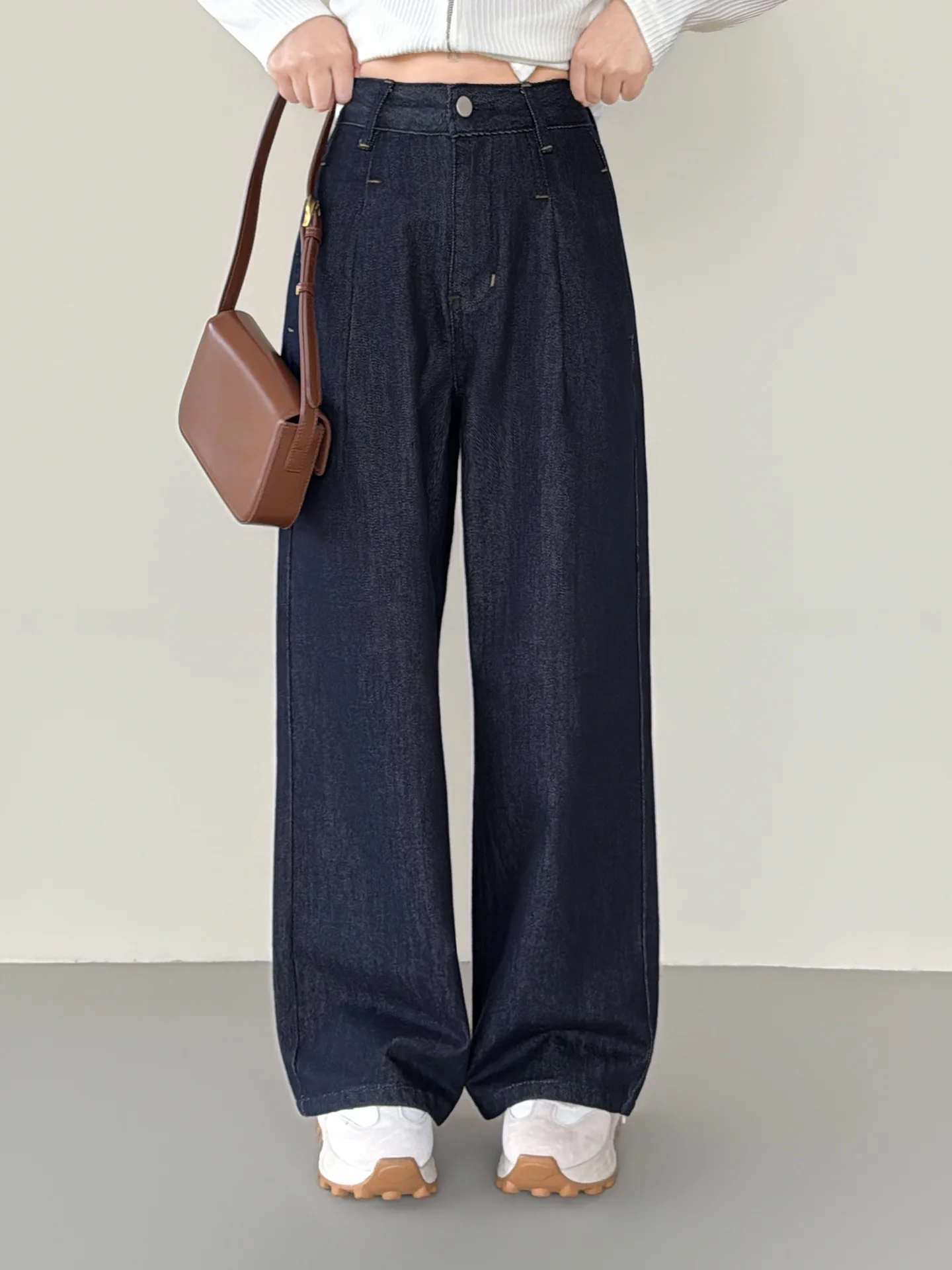 

Slimming High Waist Straight Leg Jeans Women's Spring 2026 Anti-Fade Cotton Blend Comfortable Straight Cut Blue Denim Pants