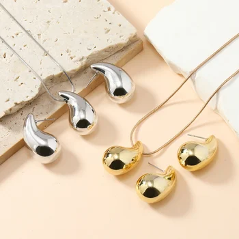 3 ชิ้นชุดเครื่องประดับ Stylish Water Drop Design สร้อยคอต่างหูชุดสตรี Minority สร้อยคอยาวเรขาคณิตต่างหู