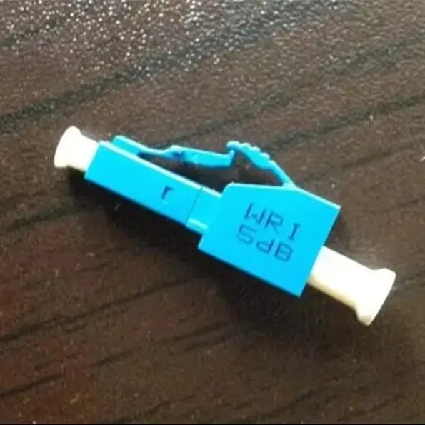 attenuateur-de-fibre-lc-upc-5db-femelle-a-male-type-de-prise-sm-ftth-fibre-optique-lc-upc-5db-attenuateur-ventes-d'usine-elink-50-pcs