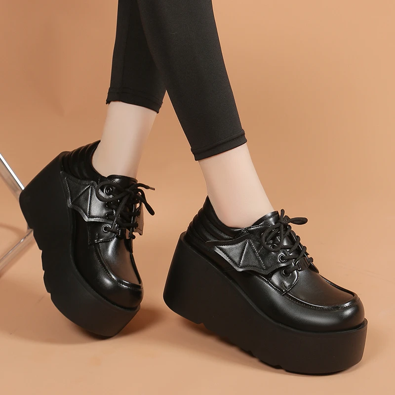 

Женская повседневная обувь, Новинка осени 2023, модные туфли на толстой подошве со шнуровкой для женщин, маленькие кожаные туфли в стиле ретро с круглым носком для женщин