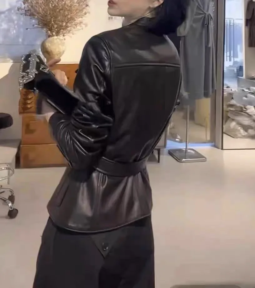 2025 Spring Brand New Leather Jacket for Women V-neck 100% Sheepskin Slim Fit Coat With Belt Black Shirt Vestes Femmes