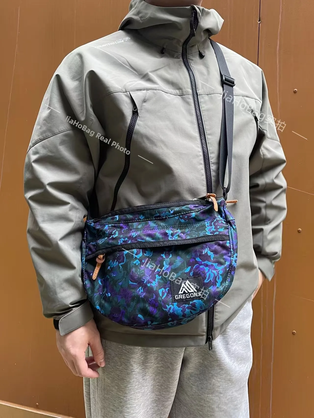 Casual Oxford Cloth Crossbody Bag Men's Outdoor Sports Travel Waterproof Portable Ultra-light Versatile Simple Leisure Bag
