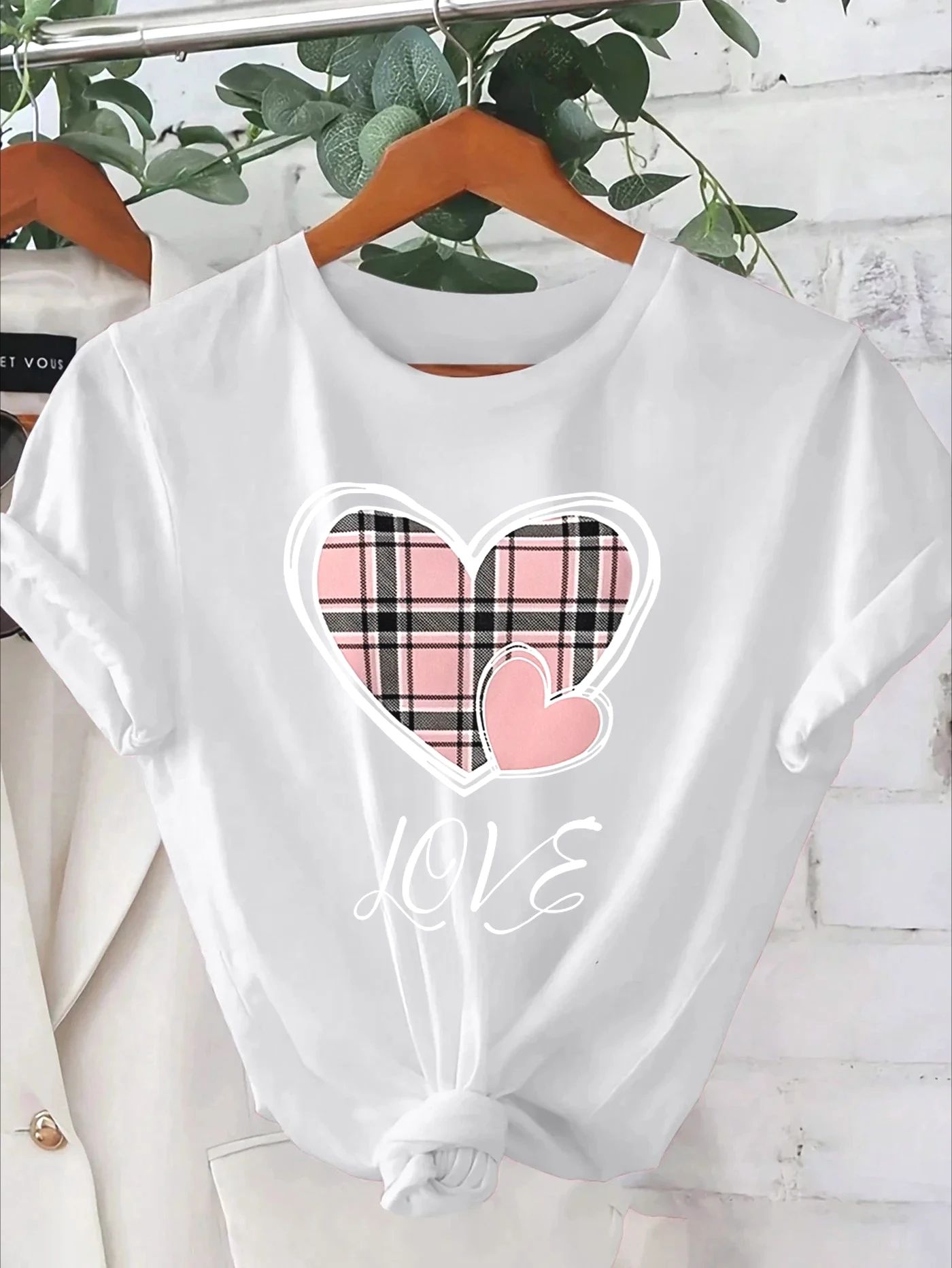 Pink Checkered Love Pattern Printed Summer Women's T-shirt Cutecore  Round Neck Short Sleeved Clothing Casual  Harajuku Sale Top