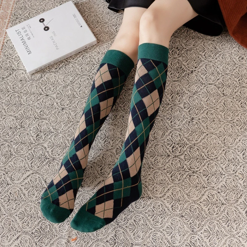 Classics JK Janpanese Harajuku Long Socks for Women Winter Retro Crew Socks Preppy Style Students Knee-high Cotton Sock Argyle