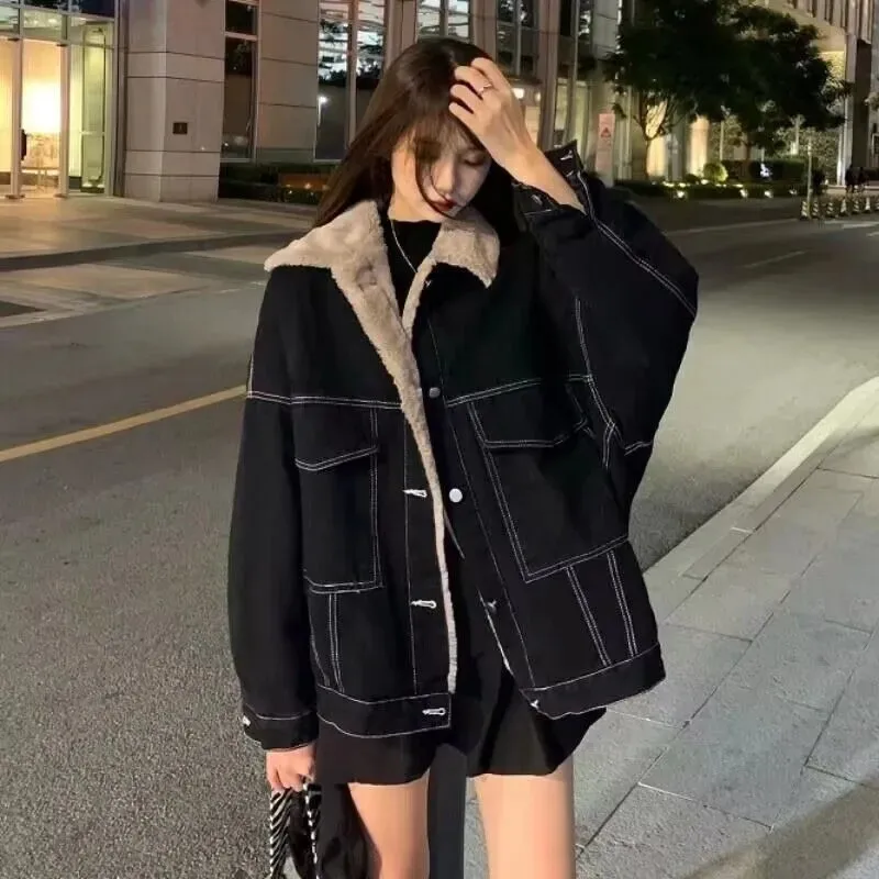 Double-Sided Lamb Wool Denim Jacket Women's Velvet Thick Furry Casual BF Padded Loose Winter Cowgirls Coats Outwear Female