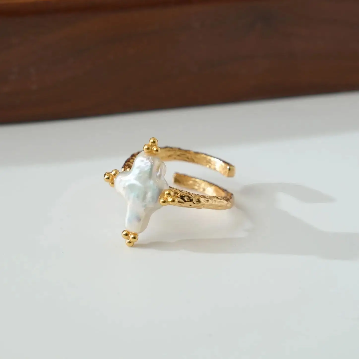 

Vintage Baroque Pearl Gold Plated Rings Women's Niche Design Glamour Accessories Everyday Casual Party