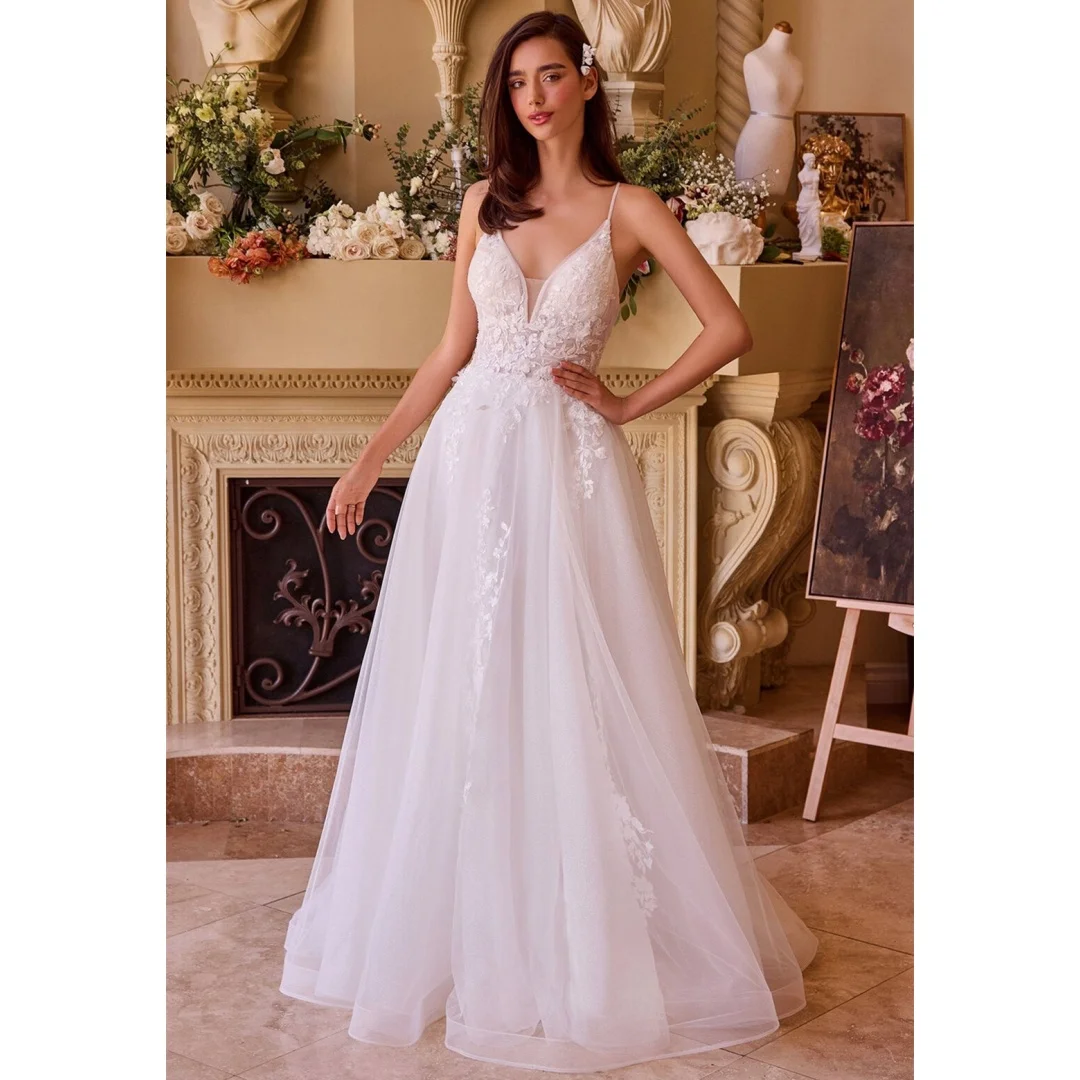 

White Tulle Spaghetti Straps Wedding Dresses V-neck A-line Appliques Ruched Wedding Prom Dress Elegant Chic Bridal Evening Gowns