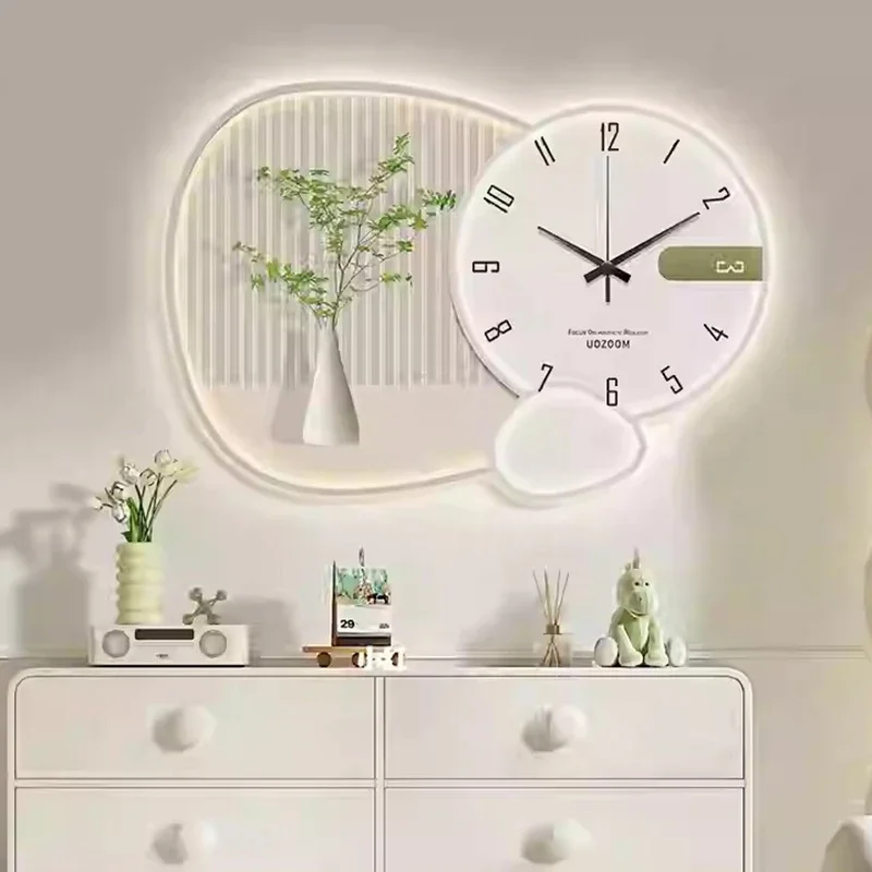 Modern Simple Green Wall Clock Quality Aesthetics Charm Home Art Wall Clock Luxury Girl Orologio Da Parete Room Decoration