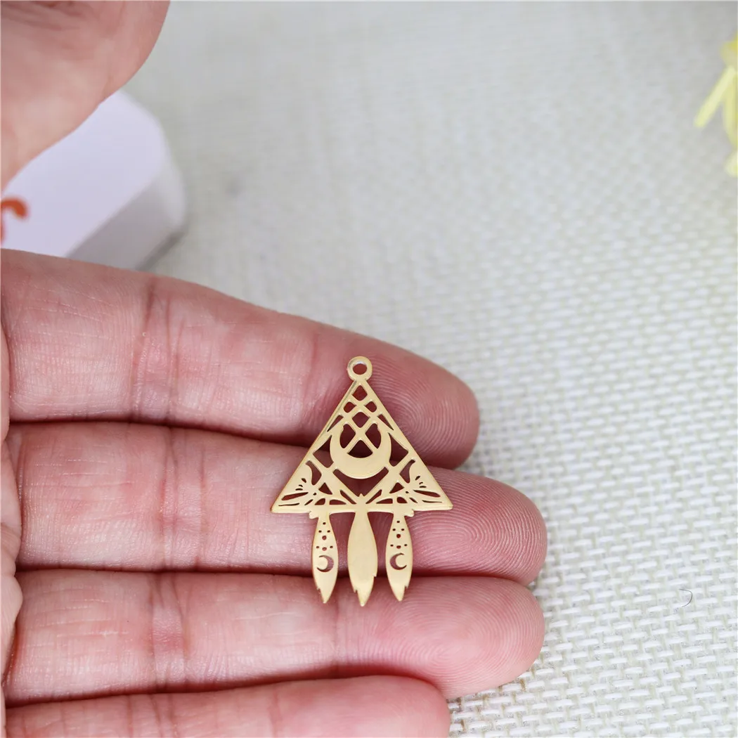 3pcs/Lot Diy Triangle Stainless Steel Gold Silver Pendant Woman Man Jewelry Fastion Hollow-out Geometric Charms Accessories Gift