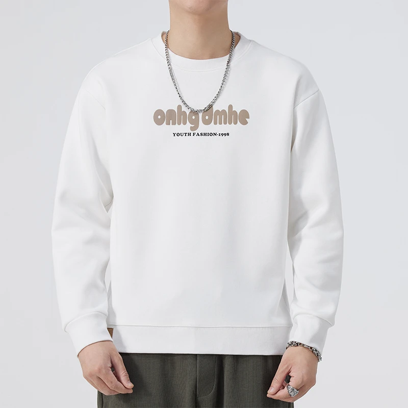 

Стильная мужская футболка с круглым вырезом и длинным рукавом