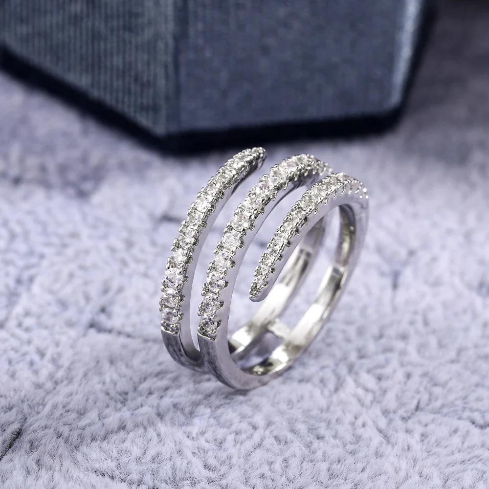 Huitan Geometric Women Ring Shiny Cubic Zircon Bridal Engagement Wedding Party Accessories Fancy Gift Simple Stylish Female Ring