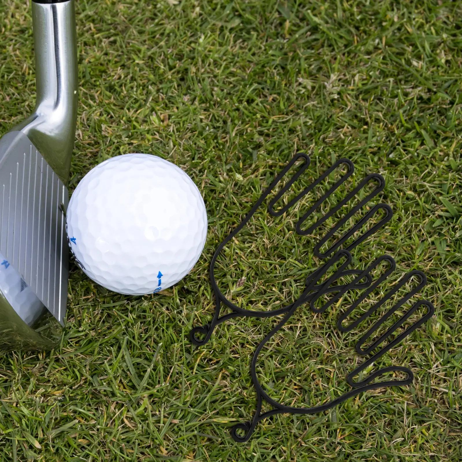 

Набор из 4 подставок для перчаток для гольфа ярких цветов с отверстиями для подвешивания, обеспечивающими сухость, форму и сохранение формы перчаток, а также для хранения необходимых вещей