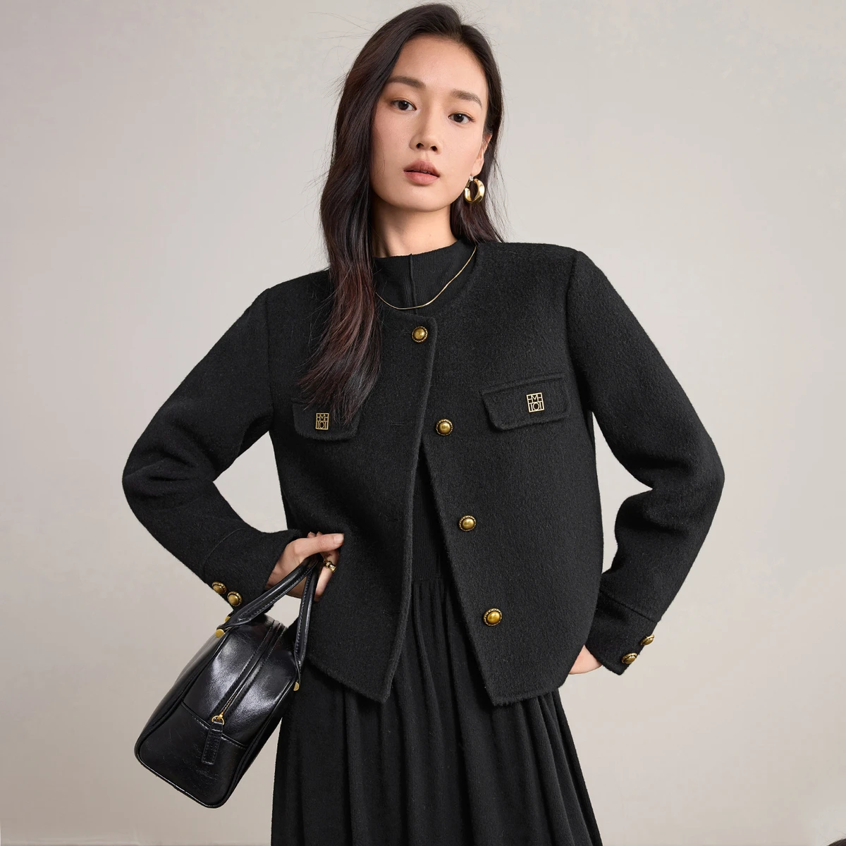 

SENTUBILA, зимнее пальто из 100% шерсти, 2025 г., женская двусторонняя шерстяная короткая куртка с круглым вырезом, твидовая верхняя одежда контрастного цвета W54OF8773