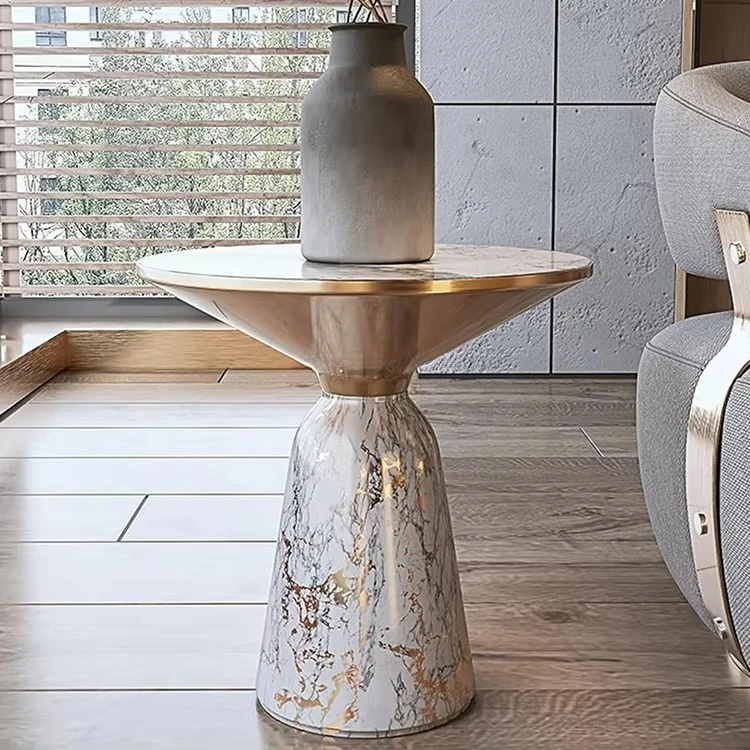 Light luxury modern hourglass shape metal iron TV tray table golden corner side table hotel living room sofa seat