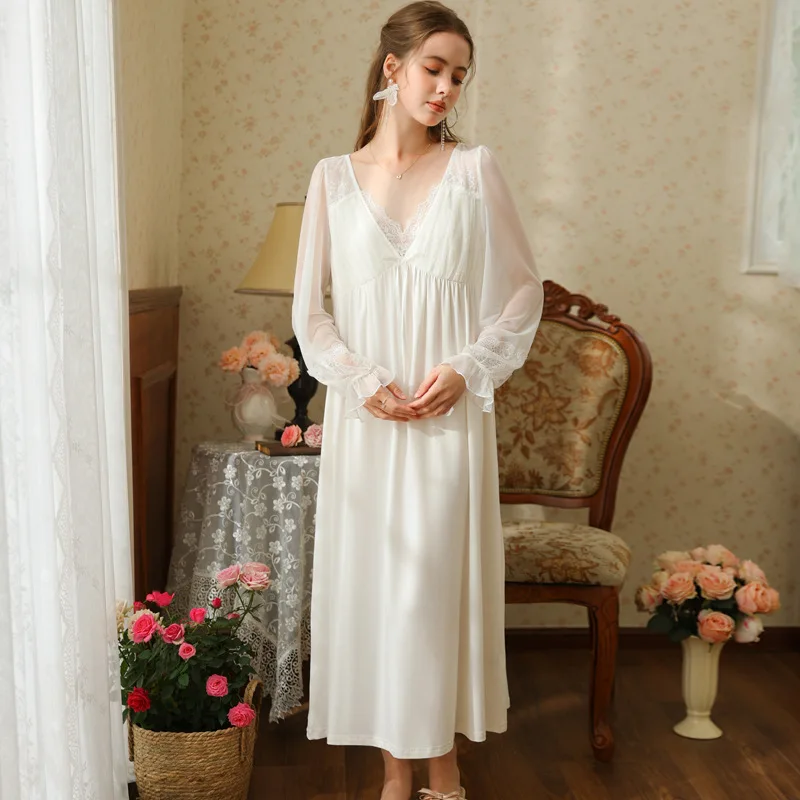 

2025 Autumn Retro Nightgown Women V-neck Cotton Palace Lace Princess Pajamas with Bra Pads Sweet Sleepwear Bow Loose Loungewear