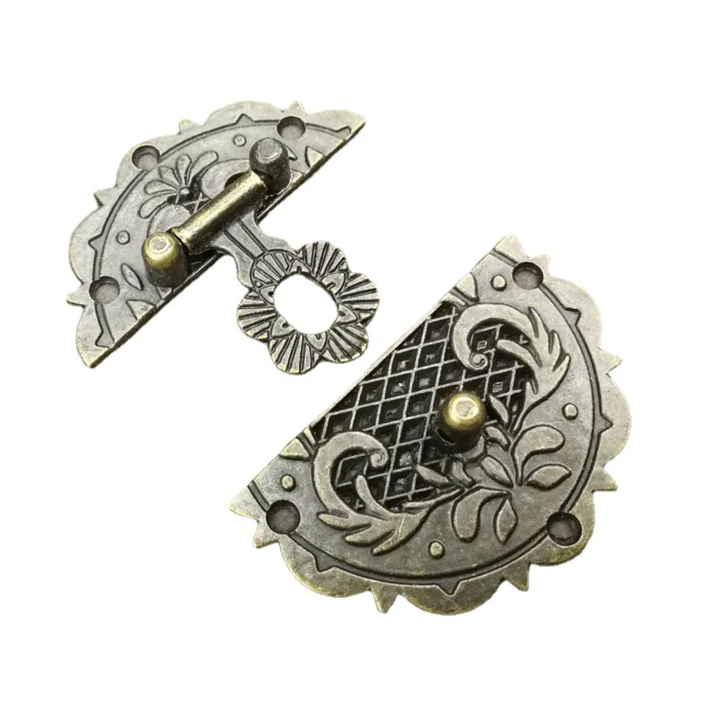 4Pcs/Lot Antique Brass Wooden Case Hasp Vintage Decorative Jewelry Gift Box Suitcase Latch Hook Furniture Buckle Clasp Lock