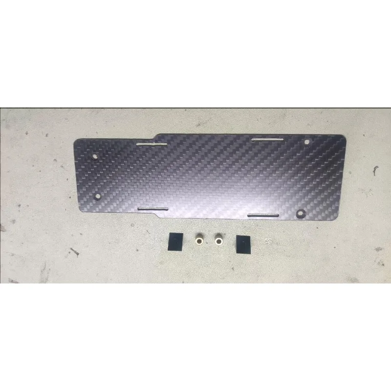 bandeja-de-bateria-de-carbono-para-traxxas-trx4-y-trx6-crawler-1-10-182-mm-x-51-mm-herrajes-de-montaje-completos-incluidos-bandeja-de-bateria-de-carbono