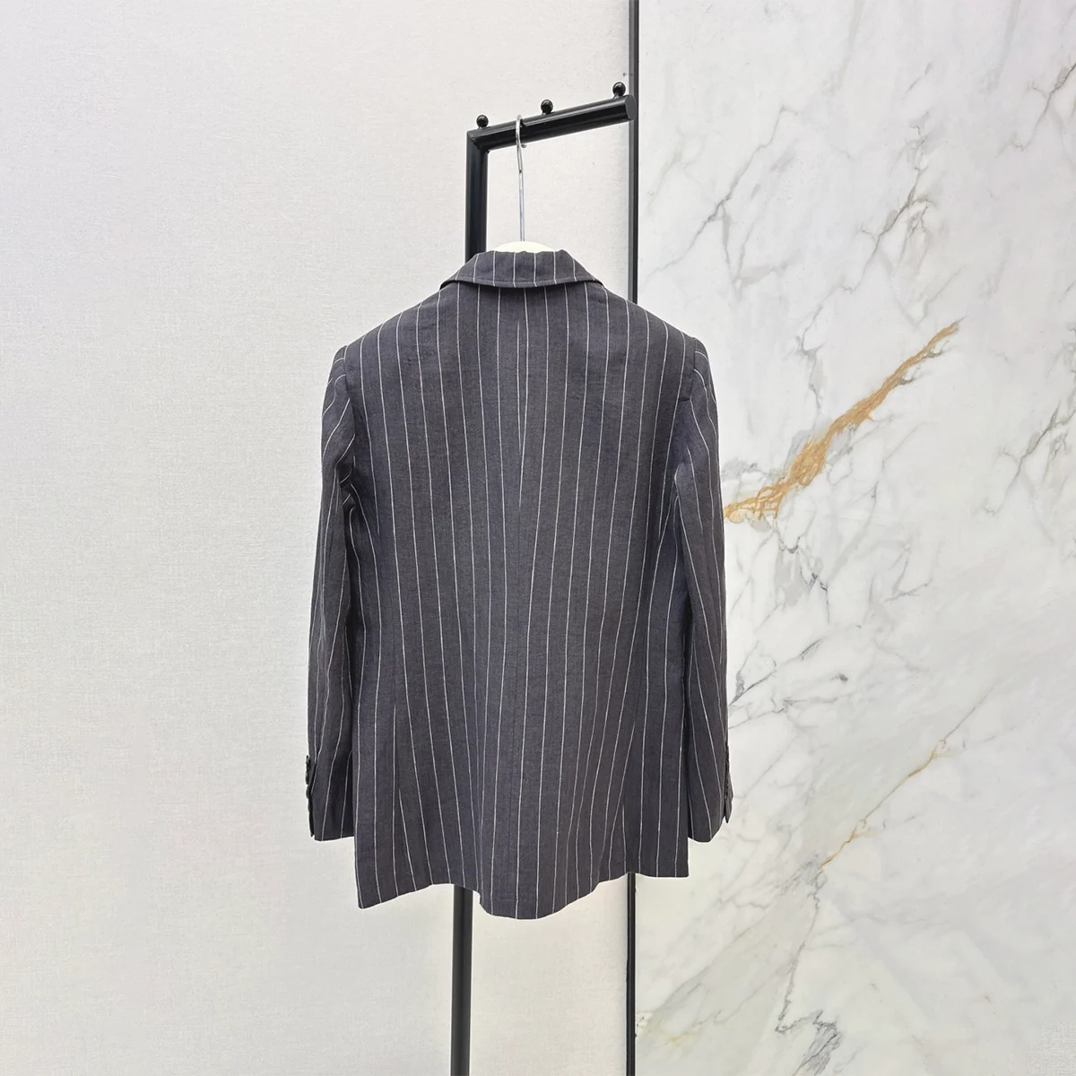2026 high-quality new women's gray striped double breasted suit--hb730